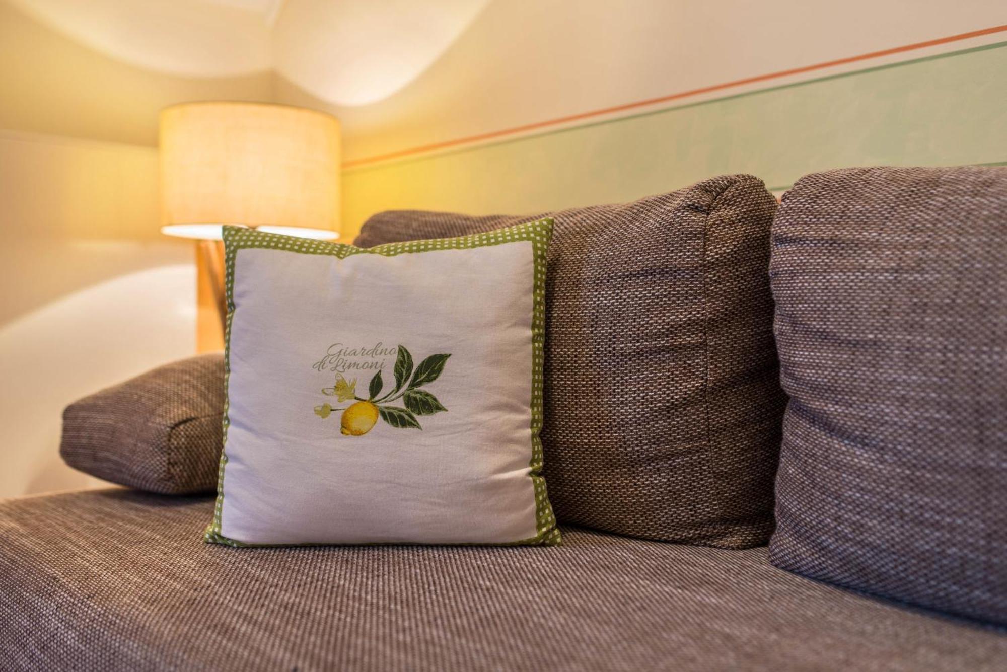 Schusterjunge Aparthotel Sasbachwalden Buitenkant foto