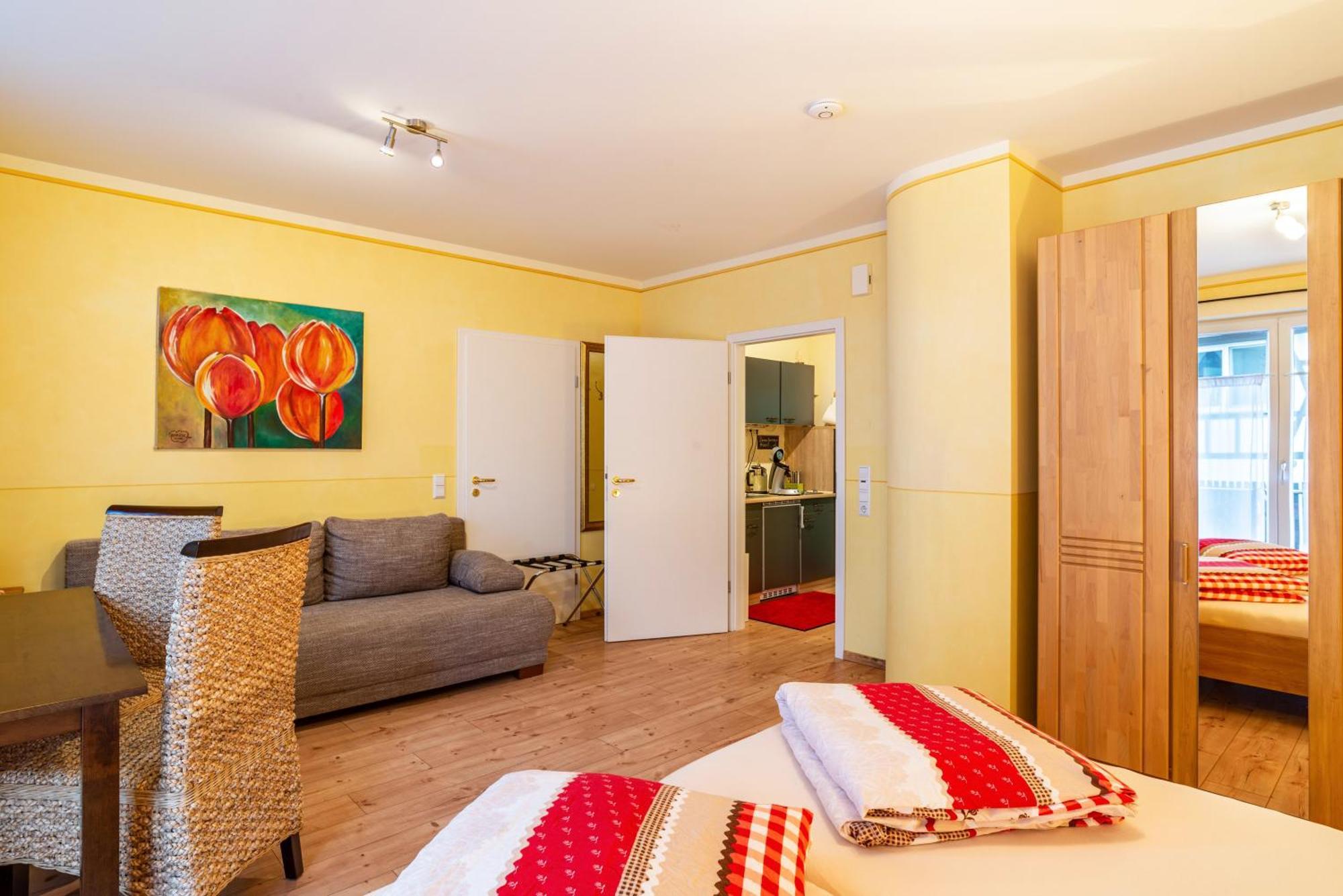 Schusterjunge Aparthotel Sasbachwalden Buitenkant foto